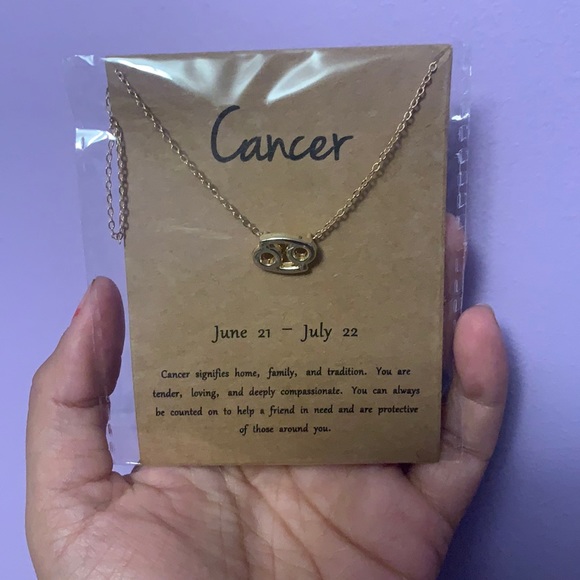 💥$11 - ♋️ Cancer zodiac sign gold necklace 17-20 inches - Picture 1 of 1